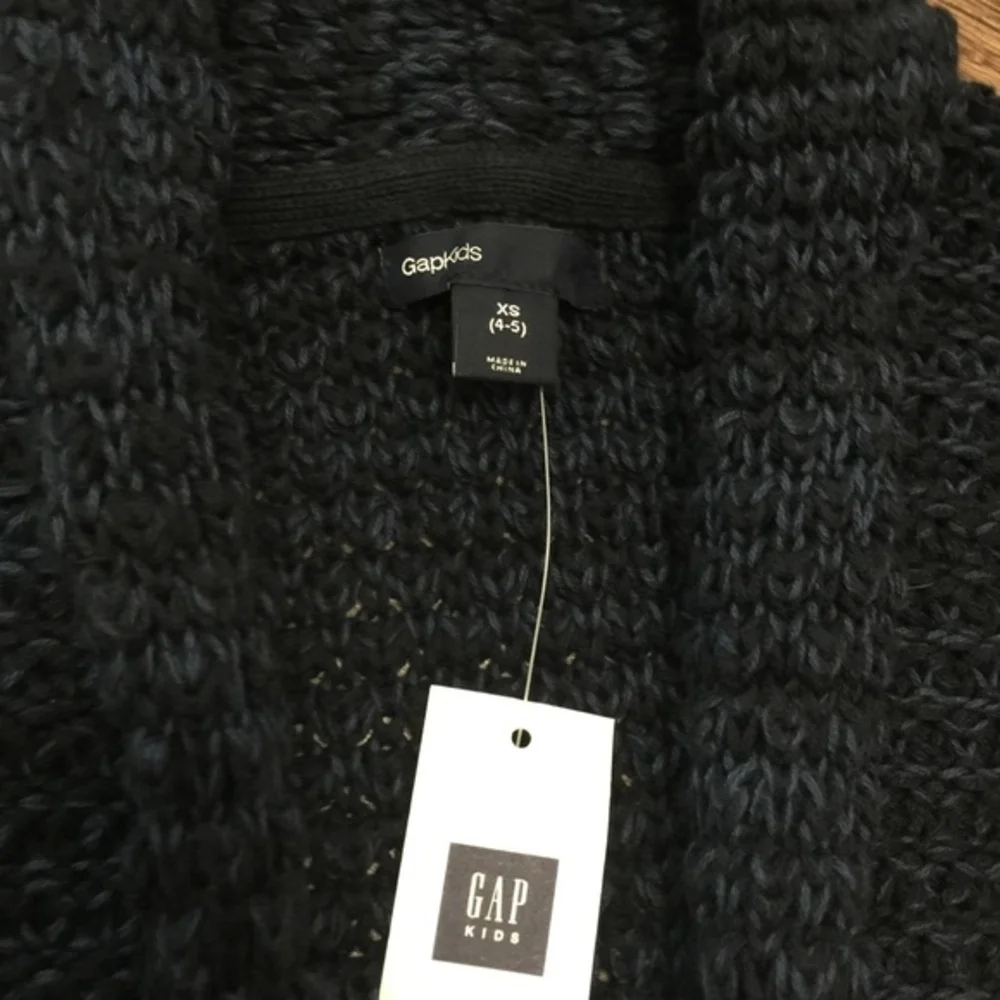 NWT Gap Kids Thick Cardigan Sweater Sz XS‎ (4-5)